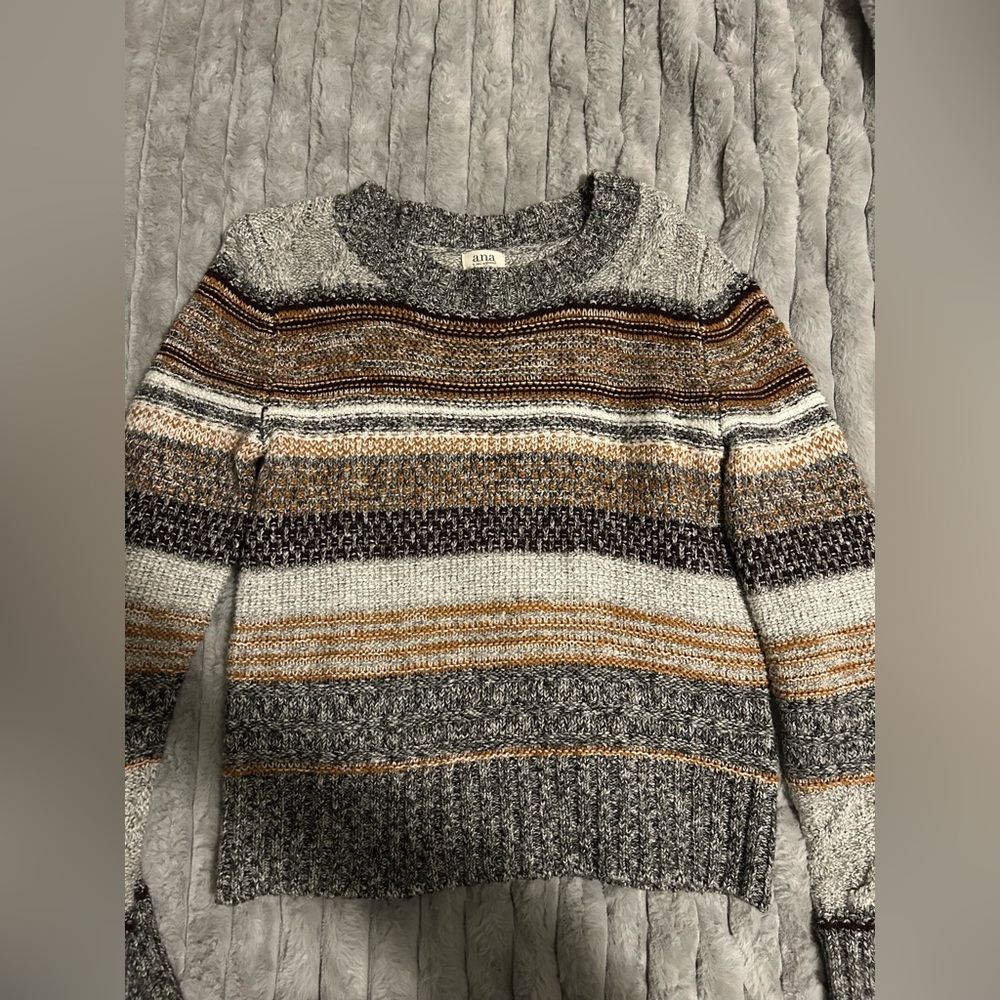Sweater Bundle (3) - image 6